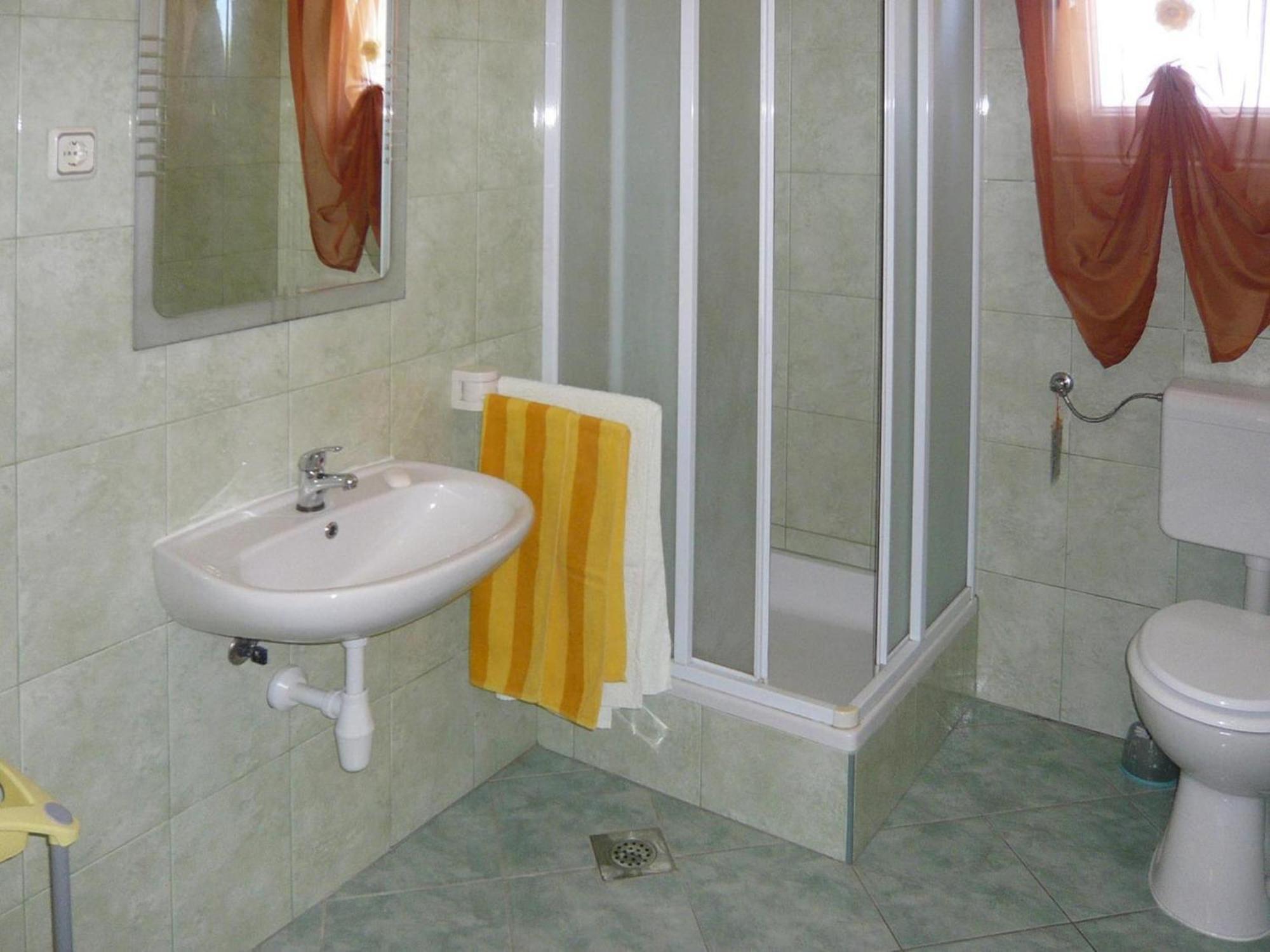 Apartments Ljilja In Privlaka, Near Sandy Beach Privlaka  Esterno foto